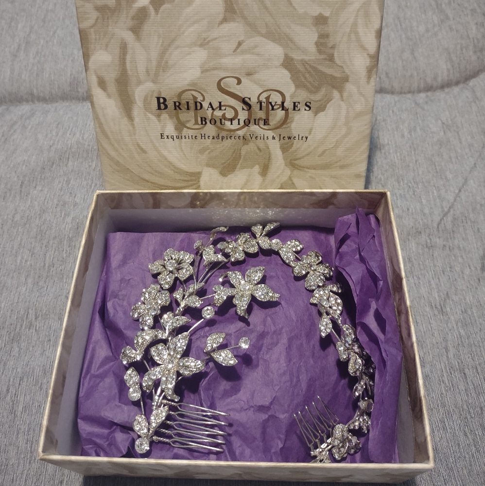 Bridal head piece